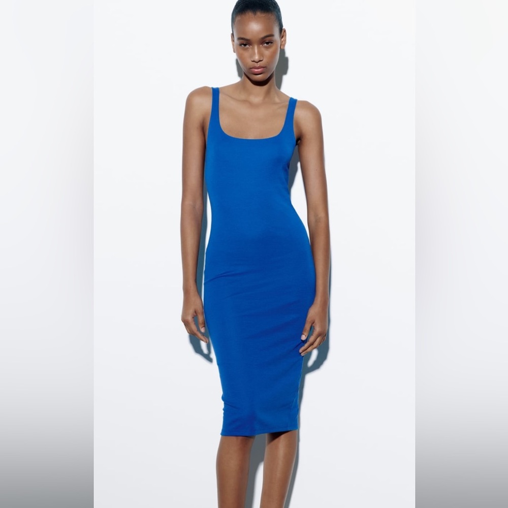 Fitted midi Zara dress